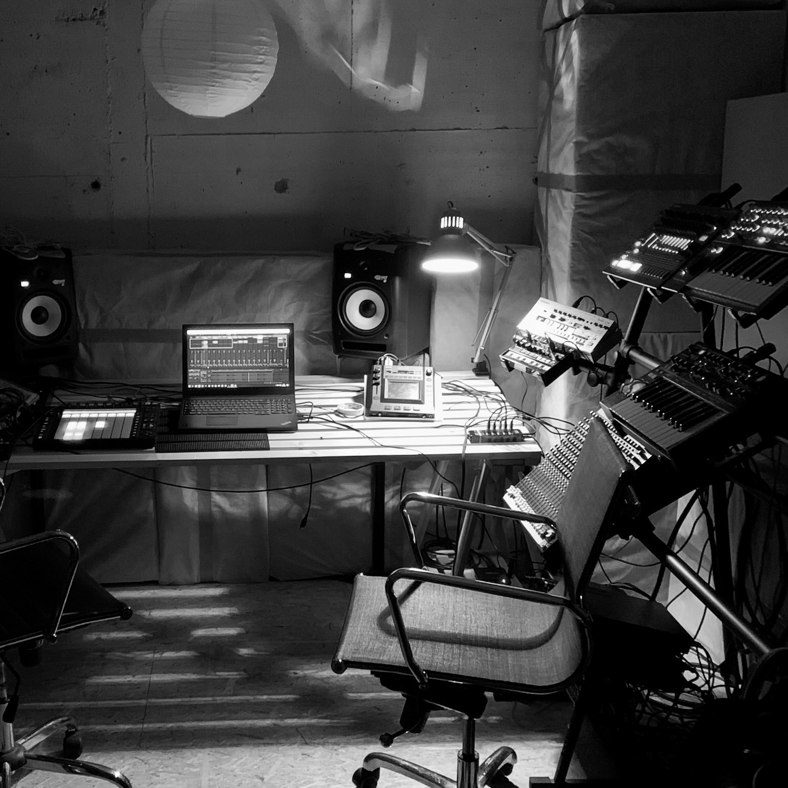 Dear Tom Studio